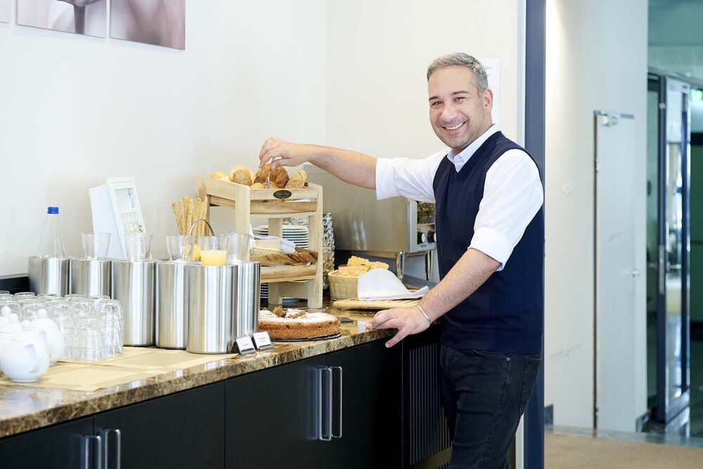 Frühstückskellner in der Singerstrasse 21/25 in Wien